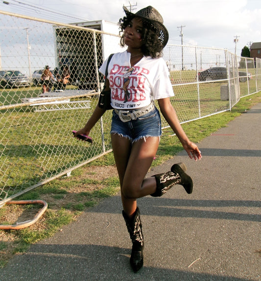 Deep South Baddie Tee - Red